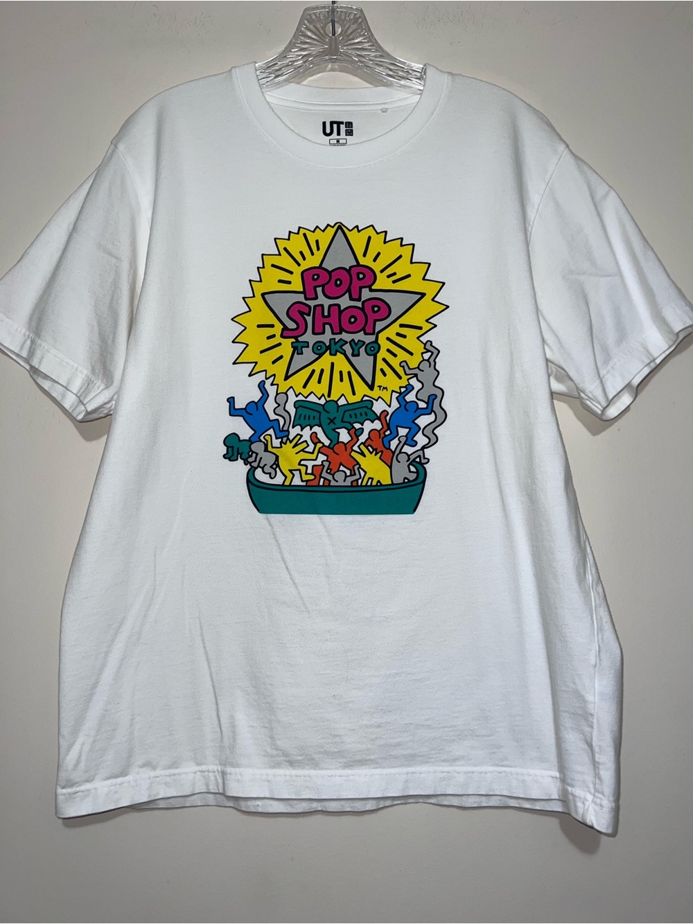 EUC Uniqlo UT Keith Haring Pop Shop Tokyo White Graphic T-Shirt Men's Size M